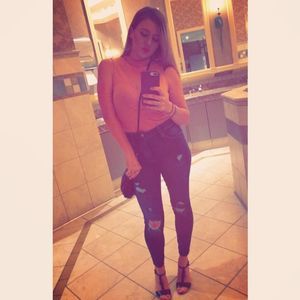 Meet your Posher, Mandy